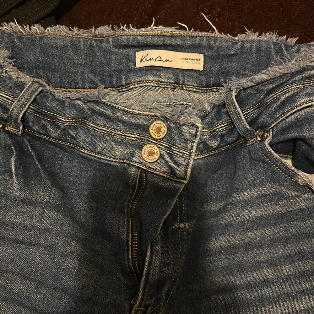 New - Picture 2 of 3